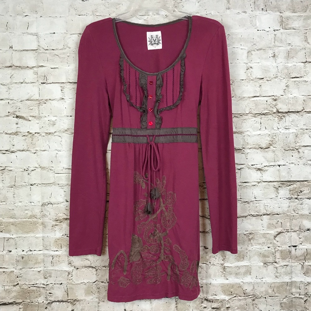 MISS ME Large Embroidered Beaded Tunic Dress
